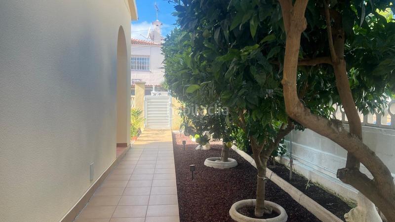 Foto a78e5781-4b8e-466c-a7c9-5b1a3703d49c. Casa a schiera con riscaldamento piscina in Pobla de Montornès (La)