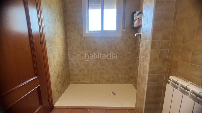 Foto f3375170-d7be-4874-bd96-6ea516aaa53d. Casa a schiera con riscaldamento piscina in Pobla de Montornès (La)