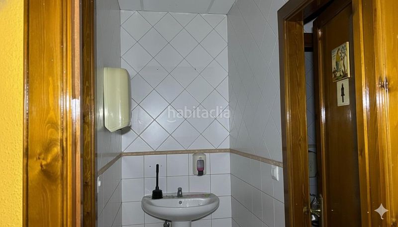 Foto fdcb84f6-246c-4a21-a63d-7080c4a5c8aa. Local comercial a Centre Reus