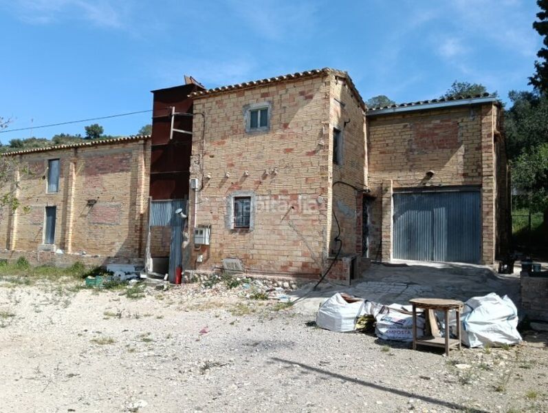 Foto abf2b649-e7ba-4239-9bdb-83c9896e96c9. Local comercial a Aldover