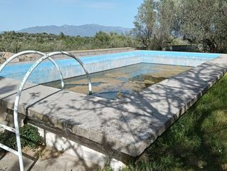 Chalet in Aldover. Chalet con piscina y terreno