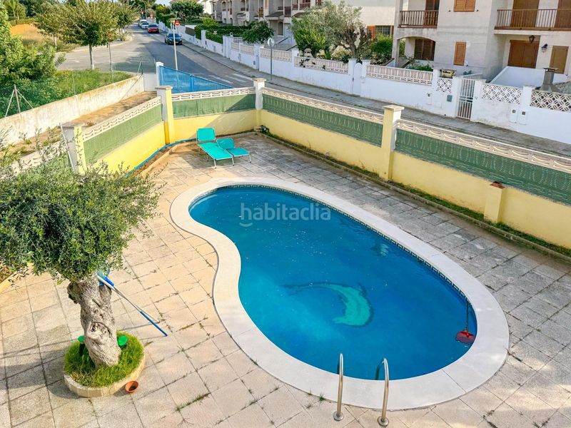Foto d01fe5f2-0497-48d5-bb4e-68b5356c6b6b. Xalet amb calefacció aparcament piscina a Coma-ruga platja Coma-ruga