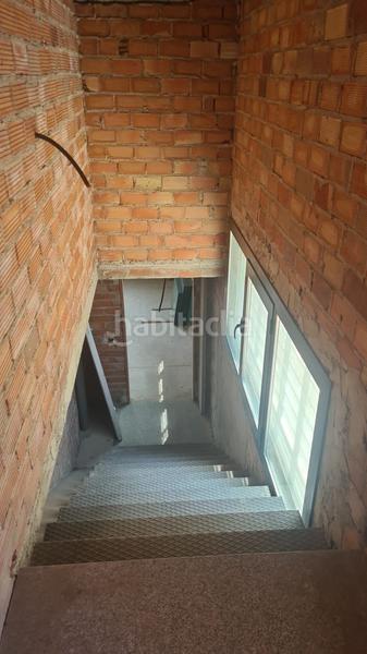 Foto d3971f4e-8b2a-459b-a26e-f49db9308225. Alquiler local comercial amplio local en avenida andalucia en Málaga