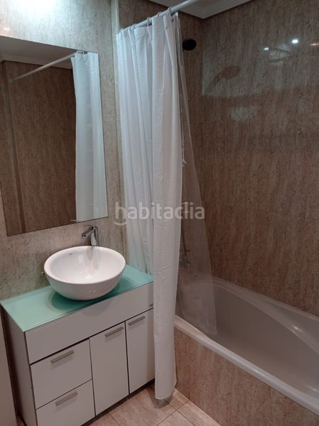 Foto 0f2a8aaf-ed7e-4714-bd48-1f6574dab294. Pis a Paseo Marítimo Oeste - Pacífico Málaga