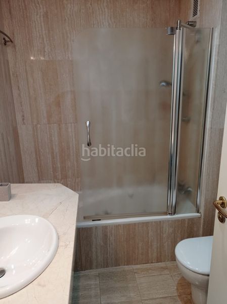 Foto d550e849-1121-4c70-998b-cb0495749c8d. Pis a Paseo Marítimo Oeste - Pacífico Málaga