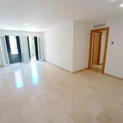 Rent Flat  Plaza san francisco. Luminoso piso a estrenar en plaza san francisco  4 dormitorios