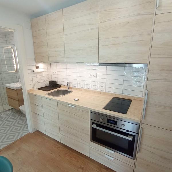 Foto 2db3f994-f116-4102-805f-3389d76aefc7. Alquiler estudio moderno estudio abuhardillado recinto cerrado con piscina amueblado 1 baño aa. en Málaga