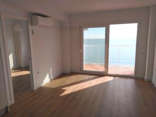 Miete Etagenwohnung  Pintor martinez virel. 1 linea de playa malagueta con preciosas vistas frontales al mar