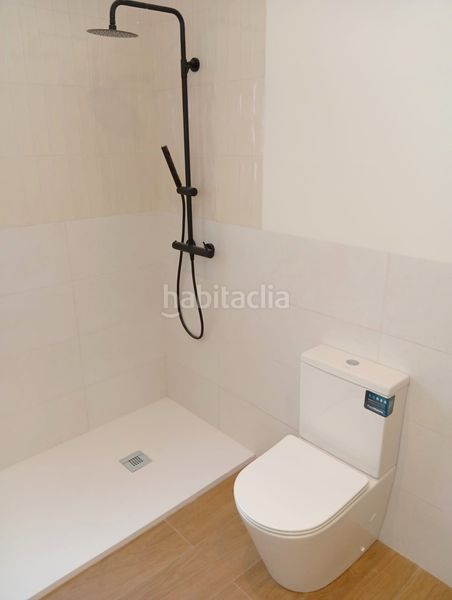 Foto b361f022-8ec3-4286-b019-c6510e7ee5dd. Pis a Centro Histórico Málaga
