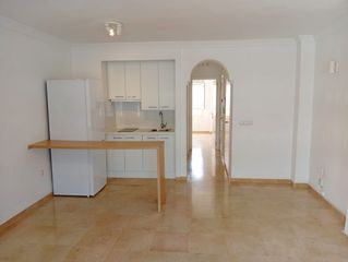 Lloguer Pis  Cristo de la epidemia. Piso sin muebles  1 dormitorio  luminoso  c cristo de la epidemi