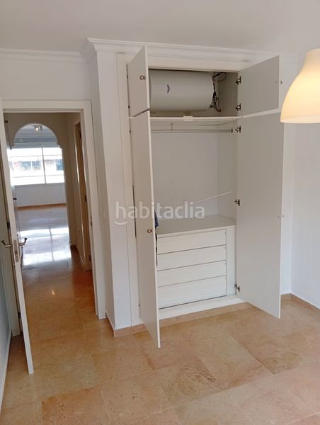 Foto e633e360-5725-462e-b19c-3fdd85ce426c. Lloguer pis a Cristo de la Epidemia Málaga