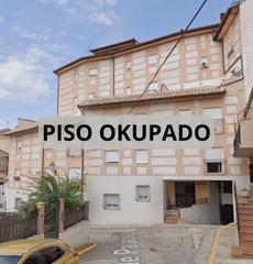 Pis  Calle marques del turia. Piso okupado en benetússer