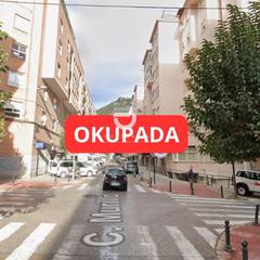 Pis  Calle murillo. Piso okupado en alcoialcoy alicante
