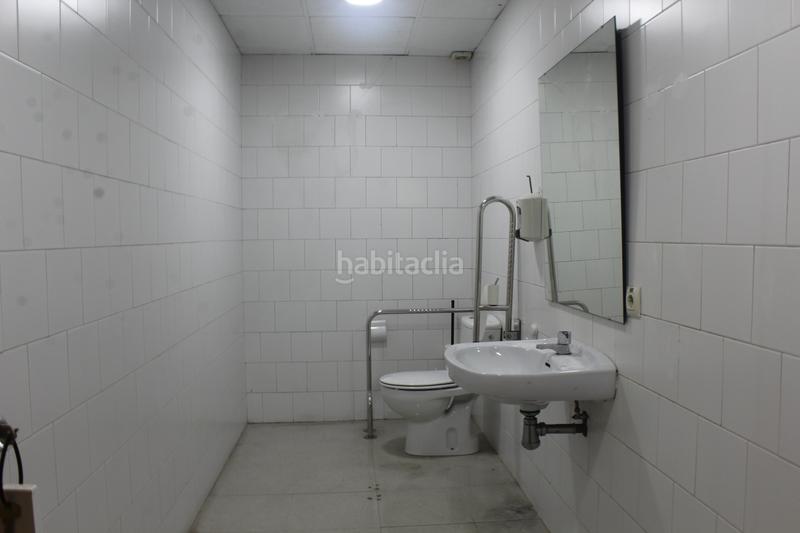 Foto 65453164-245c-4312-92a4-cad06f4f82b9. Location local commercial dans carrer de santa eugènia 92 dans Girona