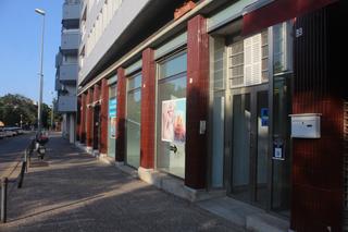 Alquiler Local Comercial en Carrer del riu güell 89. Local comercial molt gran i amb llum natural Alquiler Local Comercial en Carrer del riu güell 89. Local comercial molt gran i amb llum natural