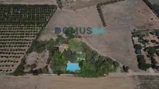 Masia a Sa Pobla. Chalet rústico con piscina y licencia vacacional en sa pobla
