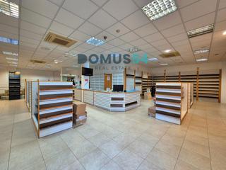 Local Comercial a Gran Via de Colom. Local comercial en inca