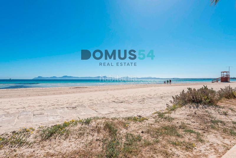 Foto f8a48482-1884-46cb-8e45-b32ef34231a4. Alquiler apartamento  duplex de alquiler primera línea de mar en puerto de alcudia en Alcúdia