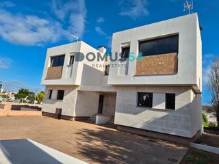 Semi detached house in Port d´Alcúdia-Platja dÁlcúdia. Adosado de nueva construcción en puerto alcudia
