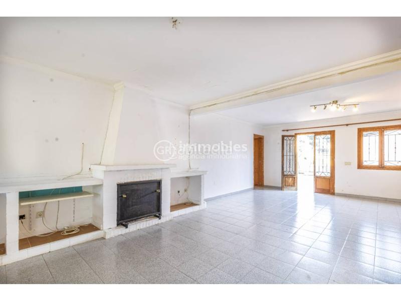 Foto 694323bd-9db3-4183-b02d-b6a1fd98e71e. Casa amb aparcament a Alaró