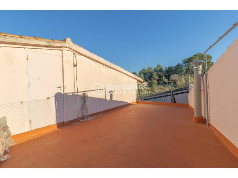 Foto f653c05b-3d26-4528-a30c-85cc76a91654. Casa amb aparcament a Alaró