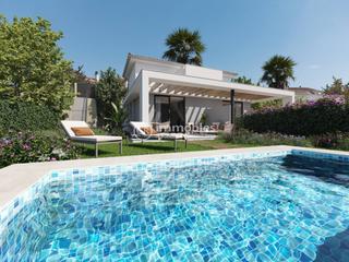 Chalet  Geranis. Chalet con terrazas en cala romantica
