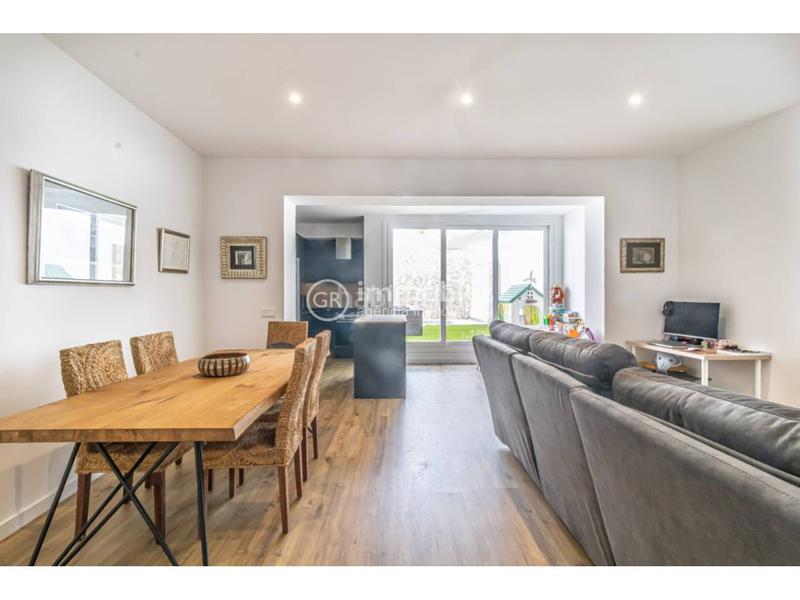 Foto f055b40f-0f5c-4f19-bf4c-ca636101e080. Casa con piscina in Alaró