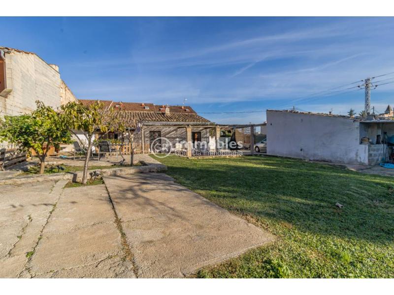 Foto c1092bdd-cac5-4f06-bebd-01f9cc4178a5. Casa amb aparcament a Selva