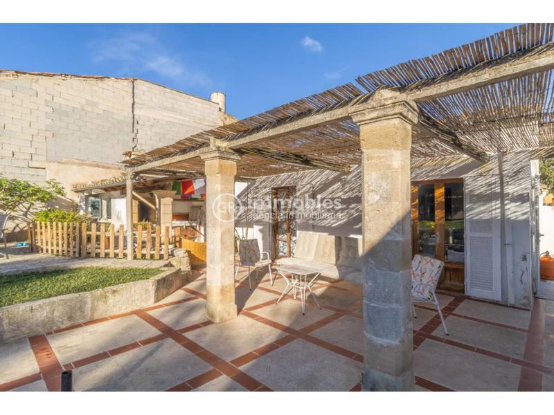 Foto f0789365-c275-462c-b276-ac767a888b05. Casa amb aparcament a Selva