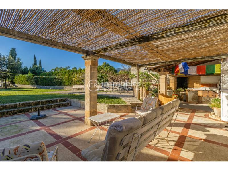 Foto f2814eb4-4a16-44ce-84c5-e8c1c832f335. Casa amb aparcament a Selva