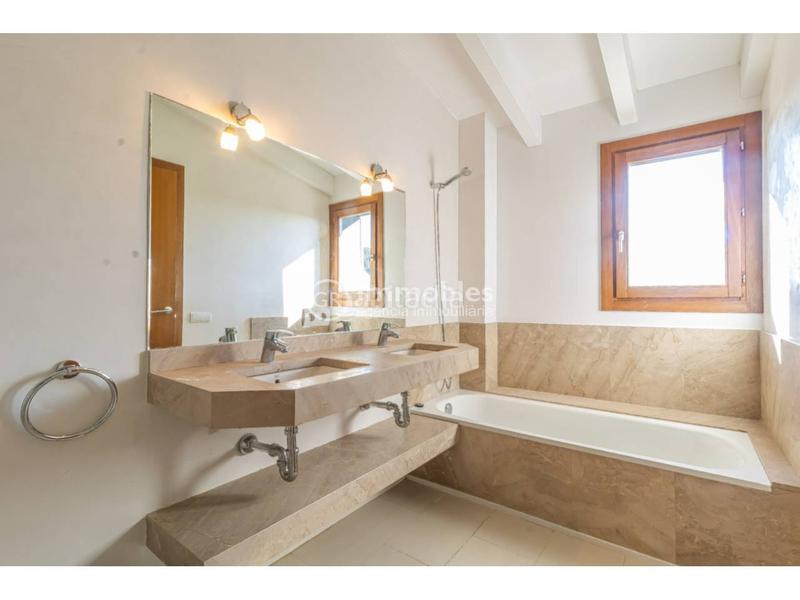 Foto 844d9613-5ca4-4dd6-bf75-40e8add0af6b. Maison jumelée avec parking dans Alaró