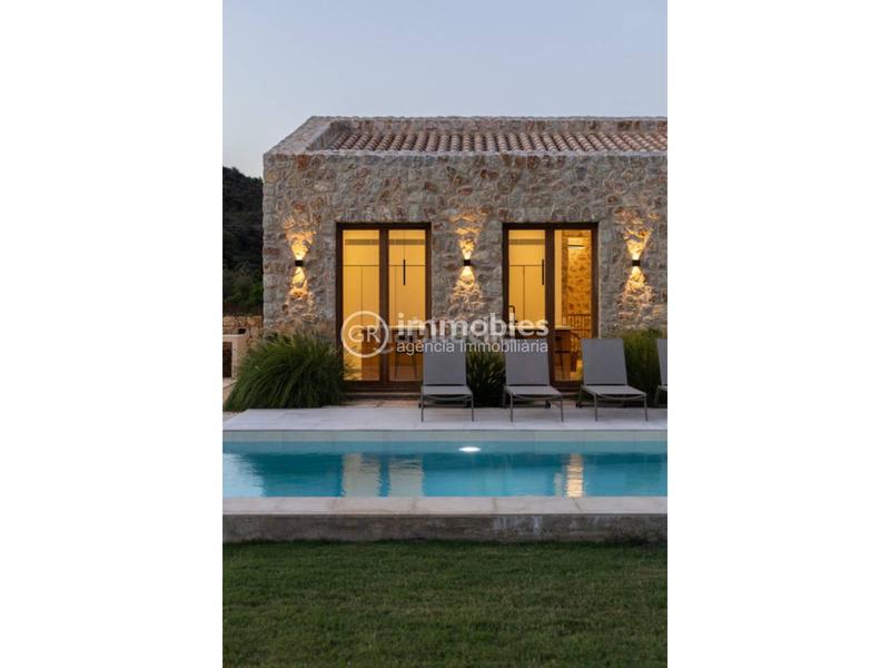 Foto 192cf46a-ba58-4c71-9a59-64c707490b15. Xalet amb calefacció piscina a Pollença poble Pollença