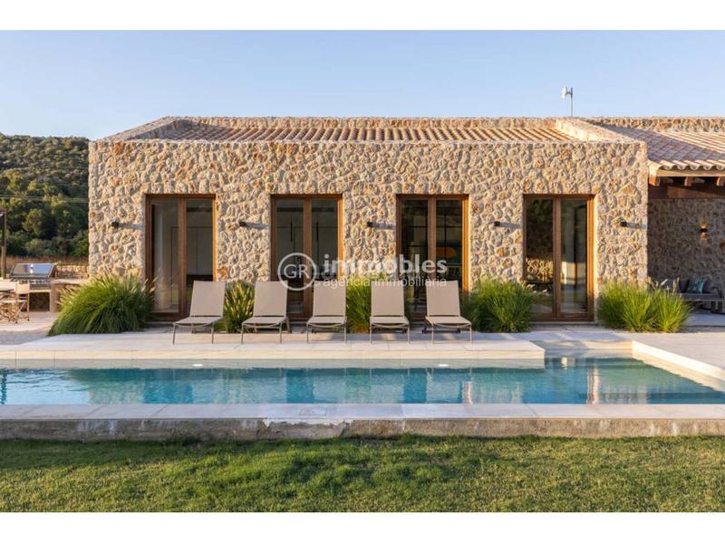 Foto 34420a4b-185d-4566-88f9-4757c096d471. Xalet amb calefacció piscina a Pollença poble Pollença