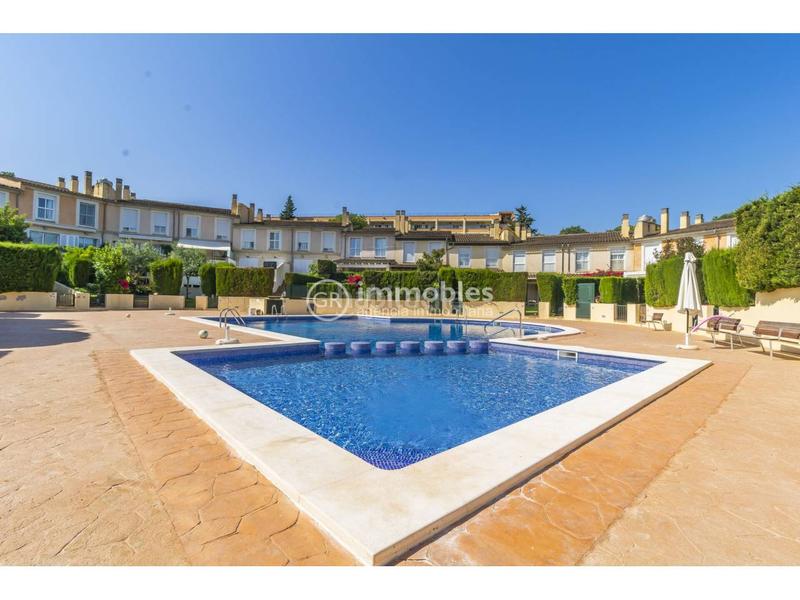 Foto 2f844e80-83a1-44c2-8b7e-b8ec6bac40d6. Casa a schiera con parcheggio piscina in Son Xigala Palma de Mallorca