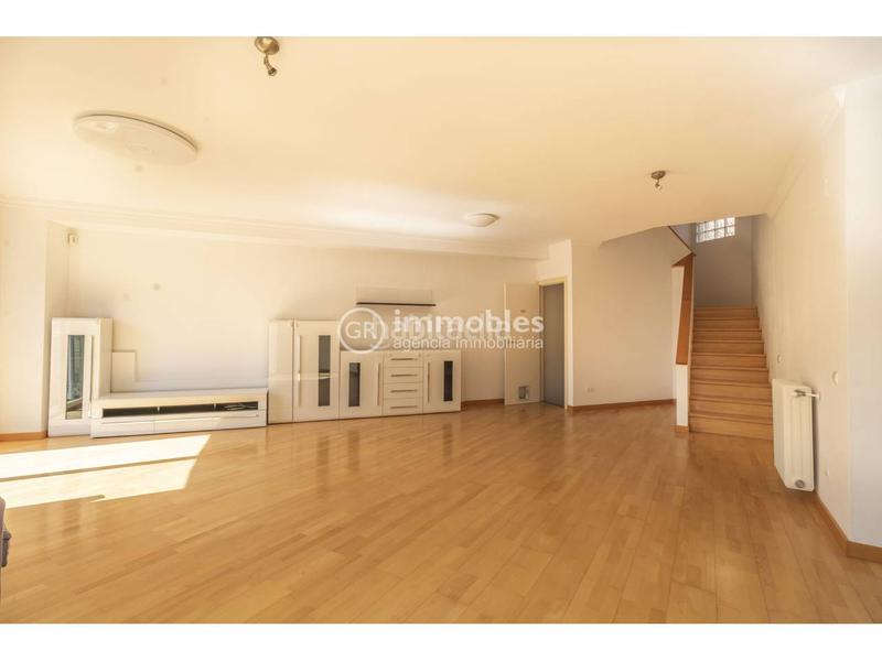 Foto f833082b-1122-452f-b276-7738fef910e7. Casa a schiera con parcheggio piscina in Son Xigala Palma de Mallorca