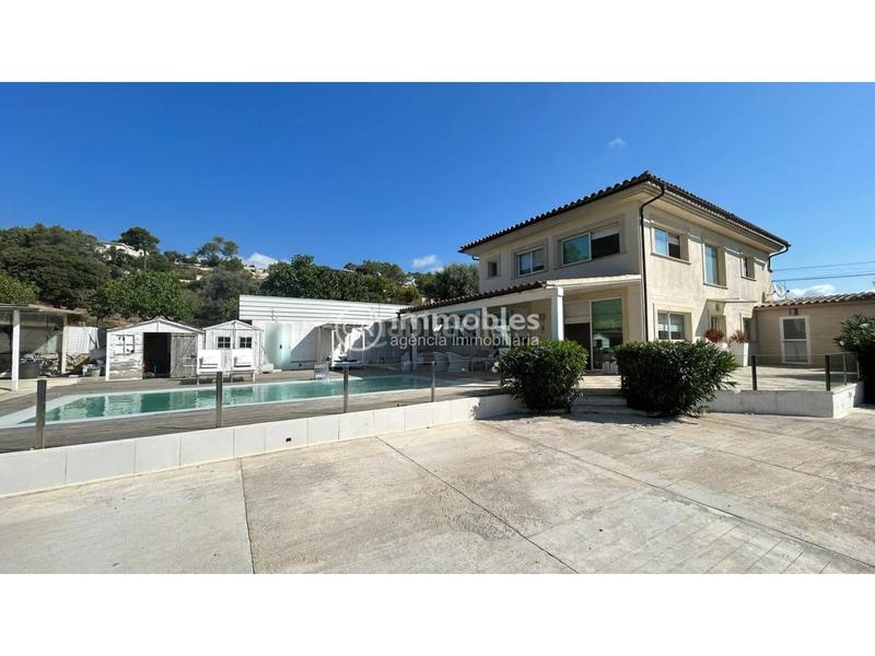 Foto 4c947288-0779-4b26-824f-a19149a9371d. Xalet amb calefacció aparcament piscina a Selva