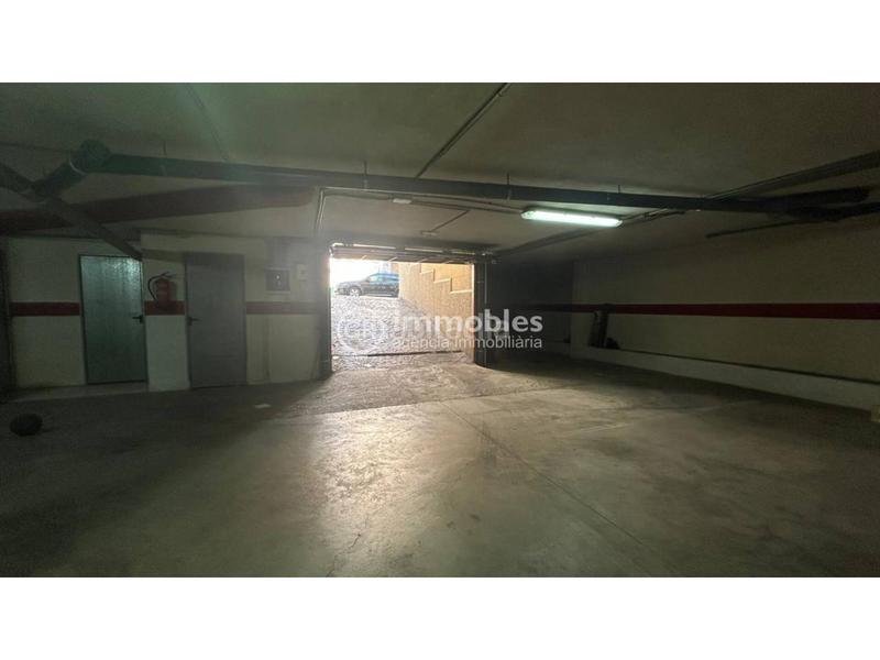 Foto 0f76f646-eb59-4b41-a185-a5184872afa9. Alquiler parking coche alquiler plaza de garaje en alaro en Alaró
