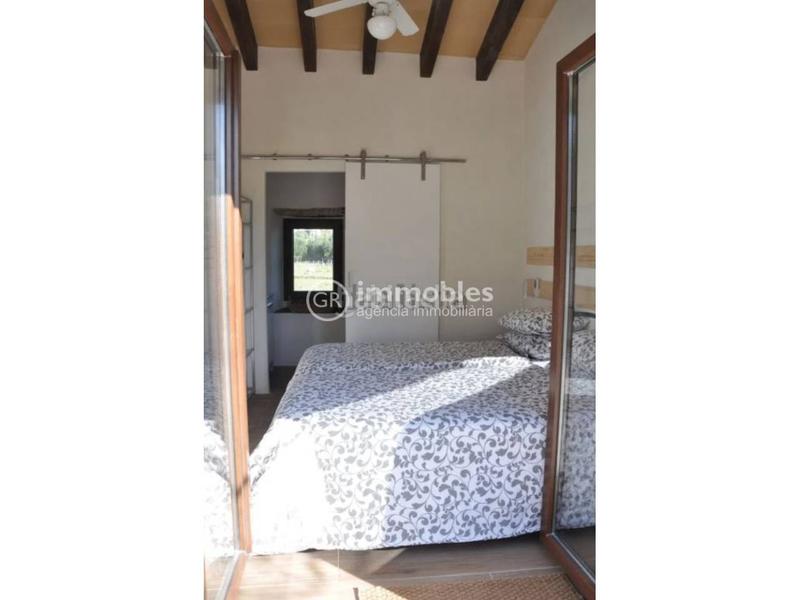 Foto e771a608-308b-4350-90fd-807ac381bca9. Masia amb piscina a Campanet