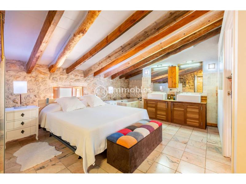 Foto 18cffa18-6a93-4651-88f9-93783fe5f354. Haus mit heizung parking pool in Selva