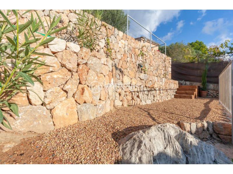 Foto 29e681b4-370e-49e2-94d2-7ab28a9ca337. Casa aparellada amb aparcament piscina a Alaró