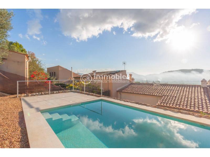 Foto 30538d45-8333-46a4-9455-da023c240c5a. Casa aparellada amb aparcament piscina a Alaró