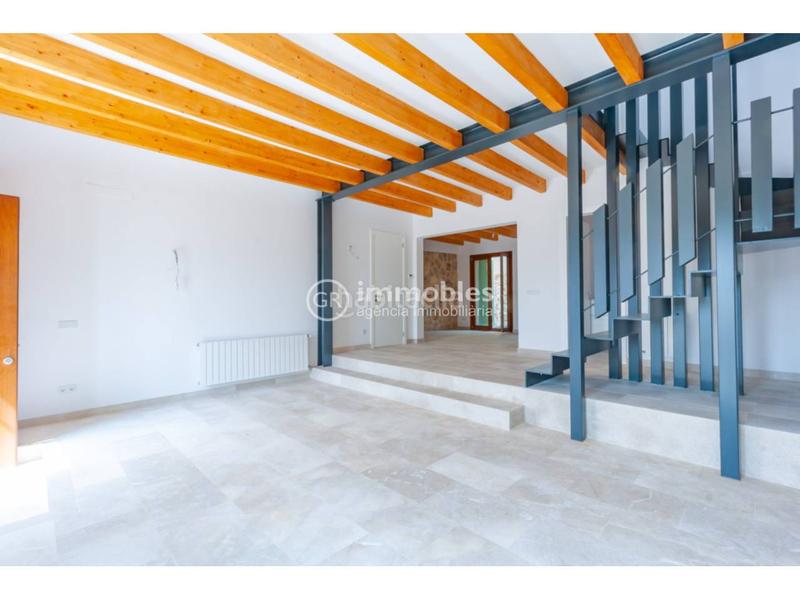 Foto 62c32dc9-f646-40ff-9f29-edcafe501cf0. Casa aparellada amb aparcament piscina a Alaró