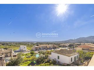 Flat  Calle pou nou. Amplio piso con bonitas vistas y varias terrazas