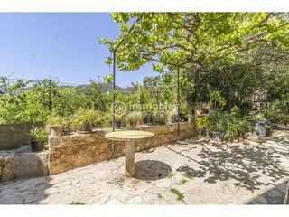 House in Alaró. Casa con patio de 210 m con posibilidad de ampliar una planta má