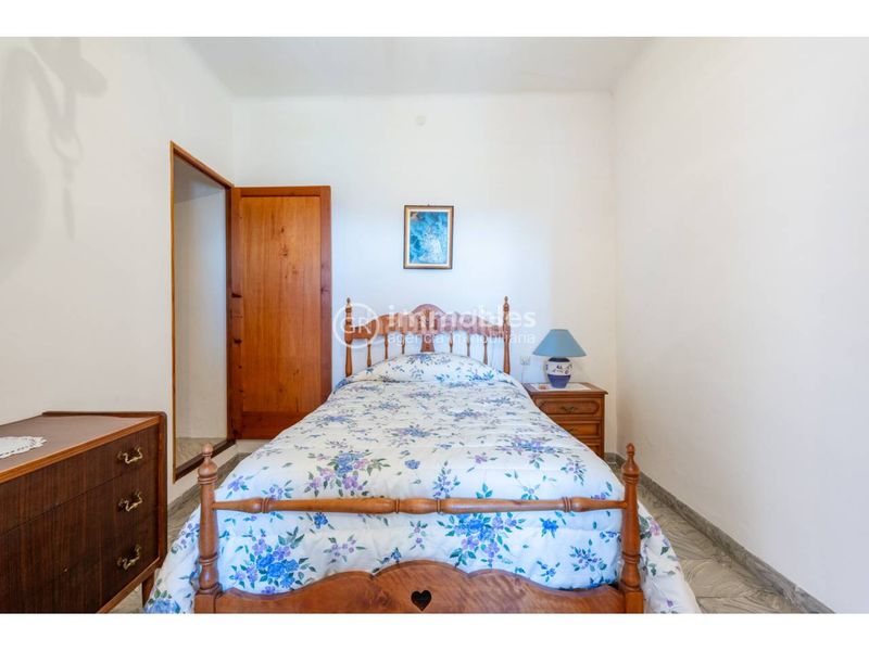 Foto c663f015-ac99-48b2-845b-9a8f18610d8b. Casa amb aparcament a Selva