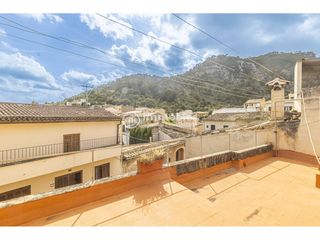 Maison  Calle des fornassos. Propiedad con terraza, bonitas vistas y garaje