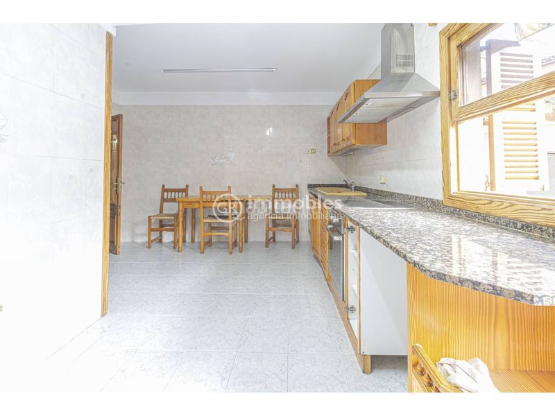 Foto 3296ae60-4c02-4c49-a238-123db623d939. Casa amb aparcament a Selva