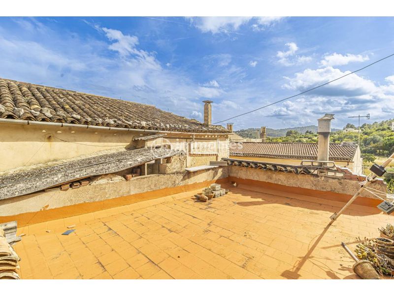 Foto e80736da-25b3-426f-b7be-47ce72ef2819. Casa amb aparcament a Selva