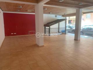 Locale commerciale in Camp D´en Serralta. Local en venta zona son serralta