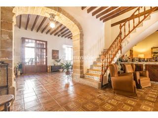 Casa a Alaró. Casa en venta en alaró